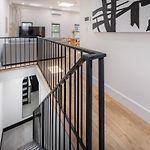 Condo-Hotel Near Bedford Ave L-Subway