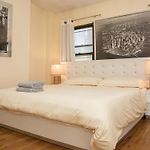 3Br Loft! Mins To Time Square!, June To Aug 90 Days Stay Required