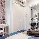 2 Bedroom Luxury Unit In The Heart Of Manhattan