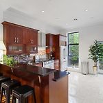 Luxury Oasis In Manhattan