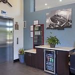 Avion Inn Near Lga Airport, An Ascend Collection Hotel