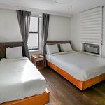 Midtown West Hotel