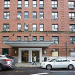 Blueground Lincoln Square Fitness Nr Central Park Nyc-2102