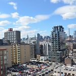 Lic Plaza Hotel