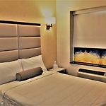 7 Days Hotel