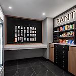 Four Points By Sheraton Flushing