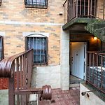 Cozy Two Bedroom In Brooklyn