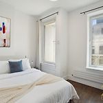 Fully Furnished Ph Duplex With Private Outdoor Space