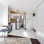 Spacious Upper East Side Studio, June To Aug 90 Days Stay Required