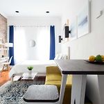 24-18 New Gramercy Studio W D In Unit Fully Reno
