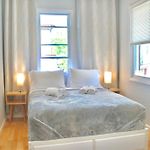 15 Minutes From Manhattan 2-Bedroom Apartment In Lic Astoria Queens