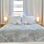 15 Minutes From Manhattan 2-Bedroom Apartment In Lic Astoria Queens