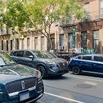 Lenox Hill 2Br W Elevator Doorman Nr Art Nyc-1389