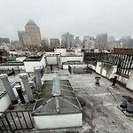 Outdoor Space Washer Dryer Dishwasher 3Beds Apt, June To Aug 90 Days Stay Required
