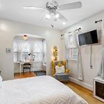 Impeccable 1Br Unit In Brooklyn