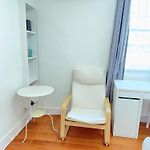 Cozy Private Room In Downtown Flushing
