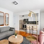 26-1C Gramercy Large 1Br Wd