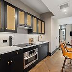 Freeman 401 By Rove Travel - Studio W Shared Amenities