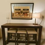 Elegant Upper East Side Studio Retreat Near Central Park And The Met