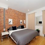 Time Square Vicinity- Luxury 2Br 2Ba Nyc Apt