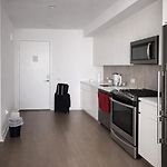 Elegant Long Island City Studio With Skyline Views