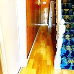 3 Bedroom Apt In Lic, 2 Stops To Manhattan!