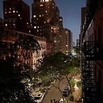 Elegant Upper East Side Studio Retreat Near Central Park And The Met