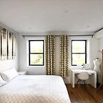 Elegant Historic Harlem Townhouse Apartments For Summer