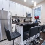 Brand New 3Br 2Ba Next To Central Park, Elevator