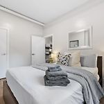 Lovely 2Bed And 2Bath With Unbeatable Location