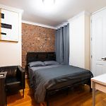 Modern Apartment By Central Park - 3 Br