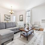 Prime Location Upper Manhattan Furnished Apartment, June To Aug 90 Days Stay Required