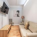 Chelsea 2Br Gem!