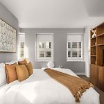 Times Square King 1Br Near Rockefeller Center
