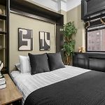 Central Nyc Apartment Walking Distance To Everywhere!