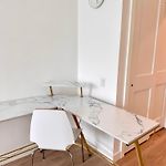 Peaceful Quiet Spacious New Modern Penthouse 3-Bedroom Apartment With A Balcony