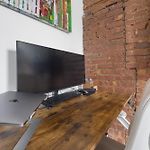 Downtown Manhattan Union Square 1Br - Steps From Subway & Dining