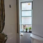 Private Bedroom With Shared Bathroom In Union Square Downtown Manhattan - Steps From The Best Dining & Nightlife!