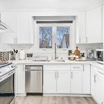 Luxury 3 Bedroom Family Home Near Jfk Lga Nyc