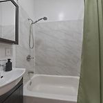 Private Room At A Shared Apartment By Times Square