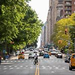 Comfy 2 Bedroom Apartment On Central Park West