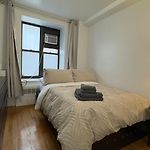 Charming 2Br In Harlem, Steps From Central Park!