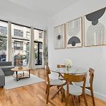 Stylish Manhattan Escape In Prime Spot