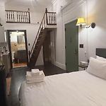 The Lexington Stay