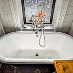 Luxury Duplex In 1880S Brownstone W Private Garden