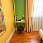 Lemon Vibes Room In Guesthouse