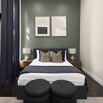 Stylish 3Br Designer Home In Nyc
