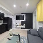 Luxury Stay In Si Near Rumc, Zoo And Restaurants