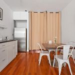Upper East Side Luxury 3Br 2B 1700 Square Feet