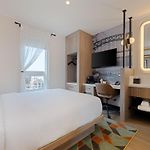 Voco Astoria By Ihg